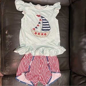Marie Nicole Sailboat Ruffle Top and Striped Shorts Set size L(4)